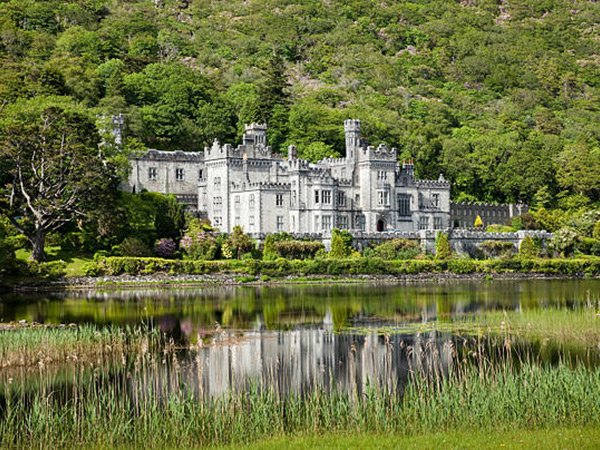 Kylemore. Abbey, Connemara, Co. Galway, Ireland